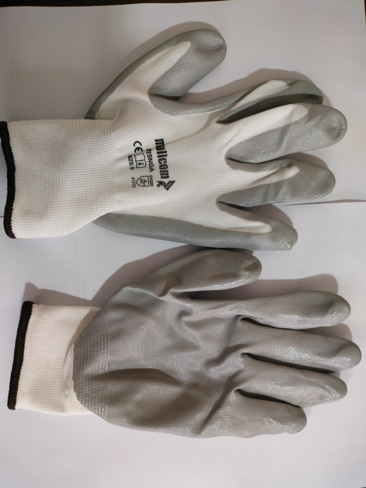 mallcom protective Waterproof nilon gloves P25NBA